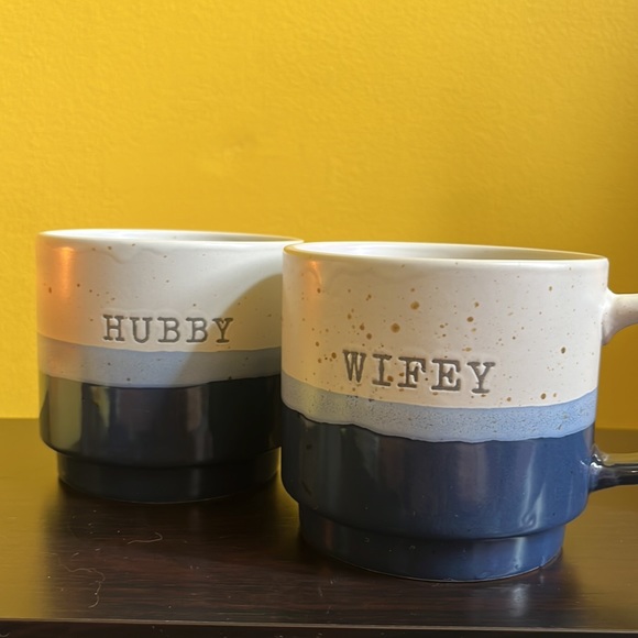 Set of two Hubby - Wifey mugs - Belle Madison - Picture 8 of 10